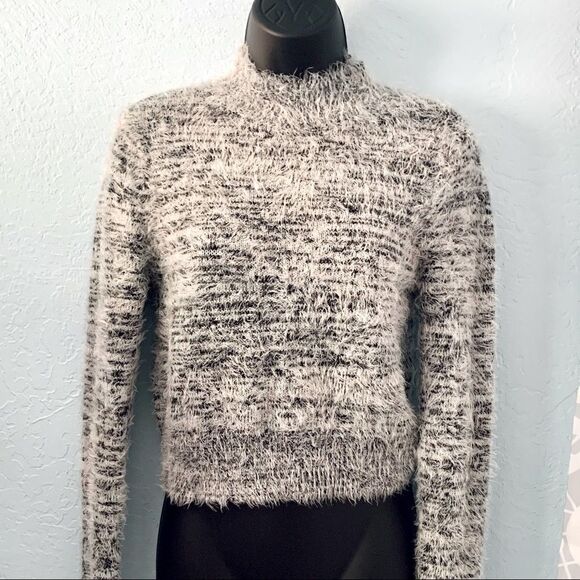 Express Mock Neck Fuzzy Cropped Sweater Size XS - Picture 3 of 11